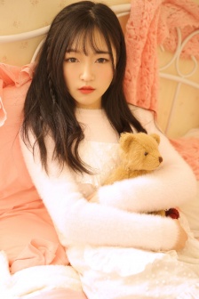 绿帽娇妻在卧室